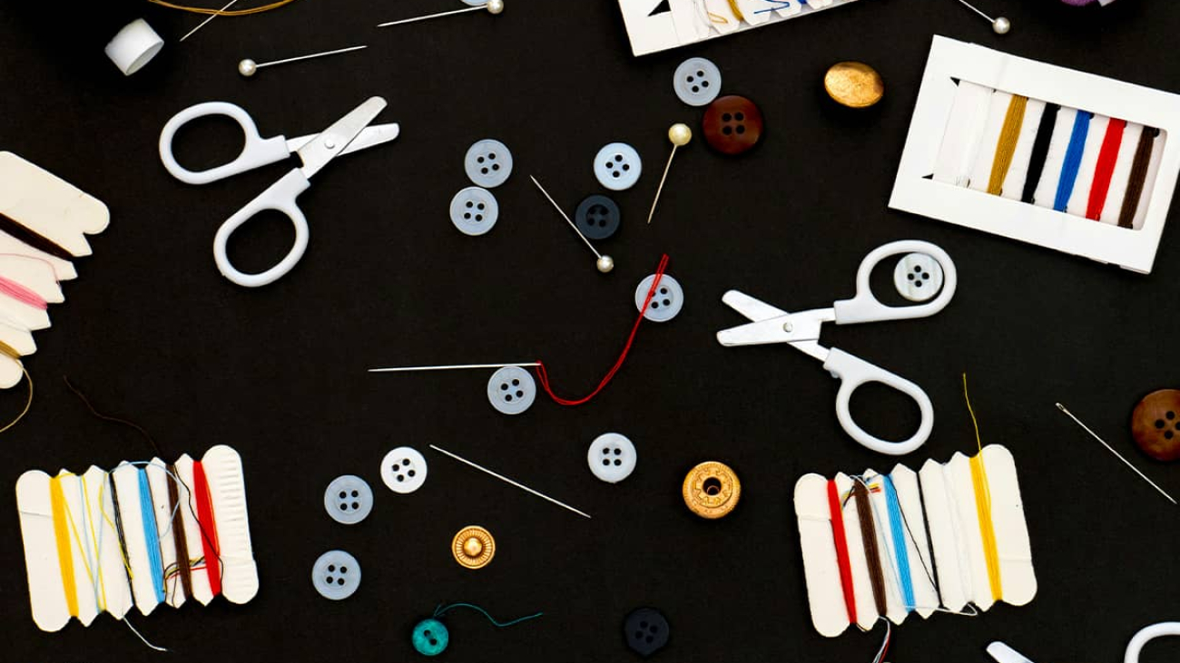 منظور از شخصی دوزی چیست؟ معرفی انواع شخصی دوزی، چگونه از شخصی دوزی کسب درآمد کنیم؟