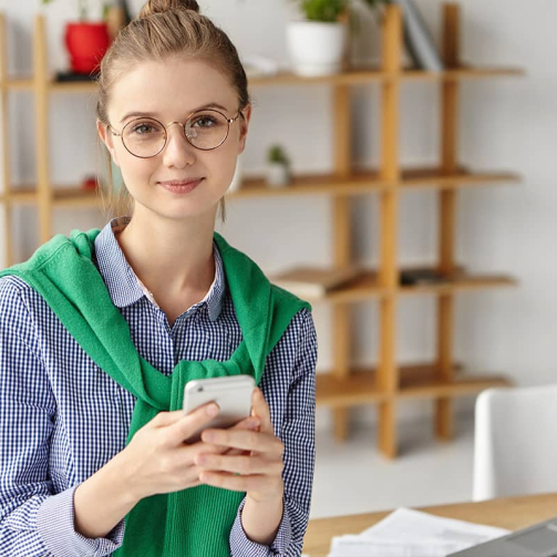 قیمت و هزینه استخدام ادمین اینستاگرام در سال 1404، هزینه ادمین اینستاگرام در سال 1404