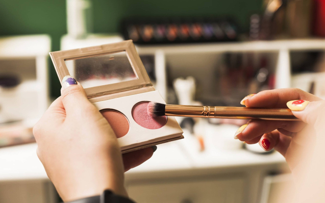 چطور مغازه آرایشی پر رونقی داشته باشیم؟